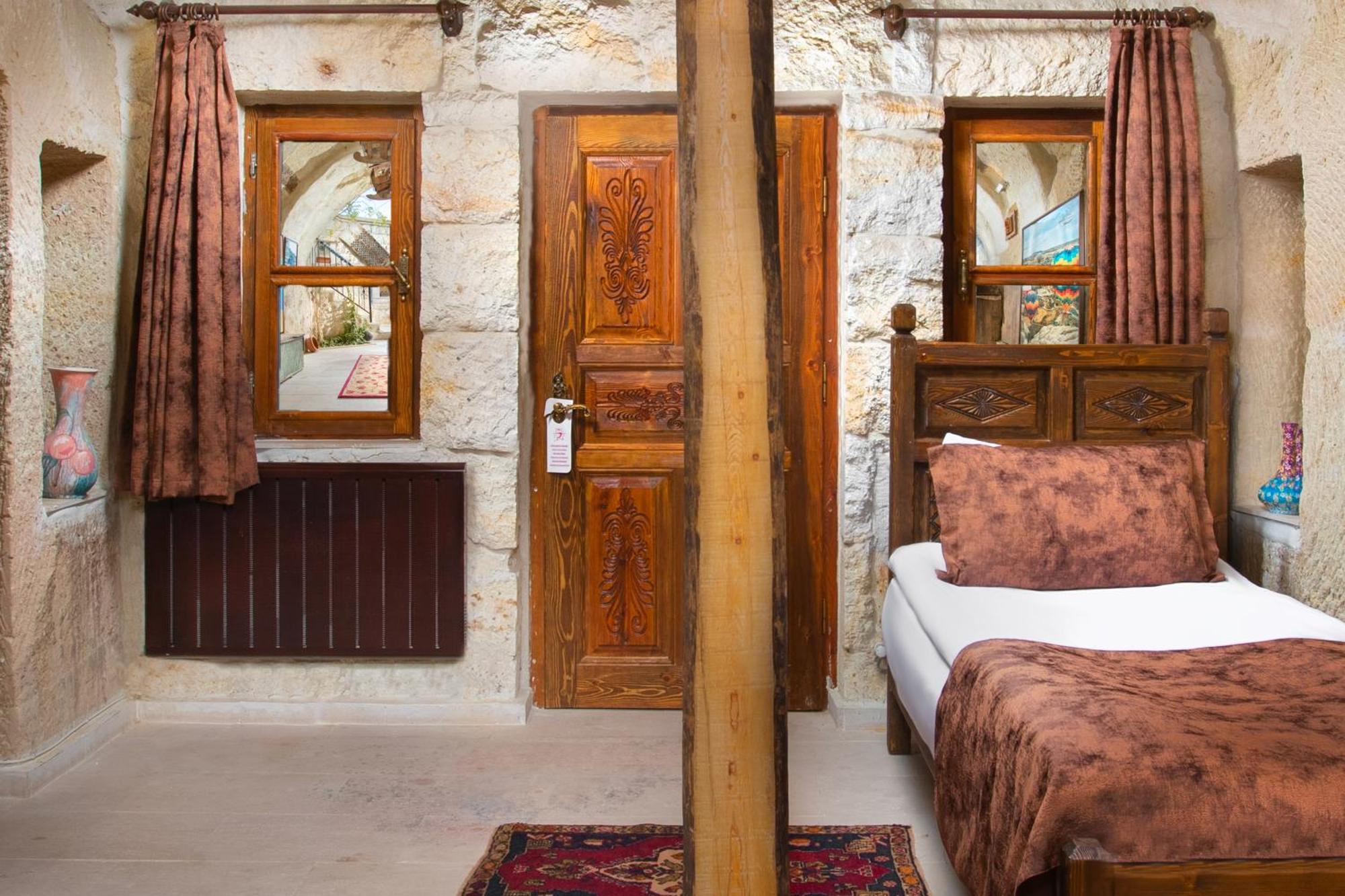 Romantic Cave Hotel Nevsehir Exterior photo